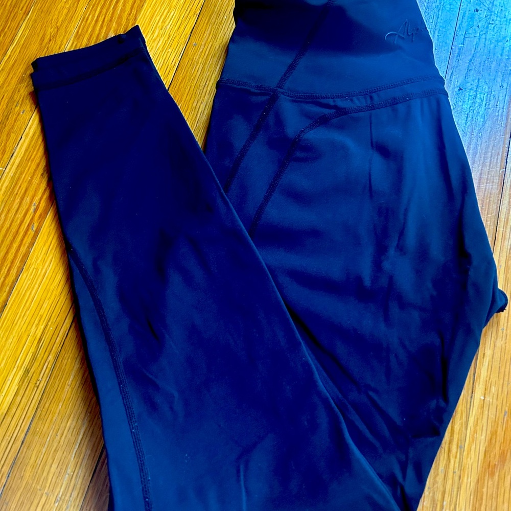 Alphalete black compression leggings